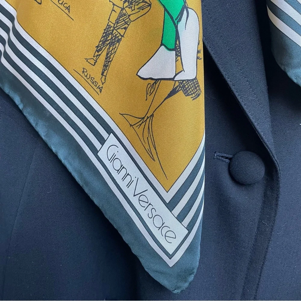 Vintage 80’s multicolored Gianni Versace silk scarf